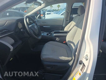 2024 Toyota Sienna LE 8-Passenger 120.5" WB - miniatura 13