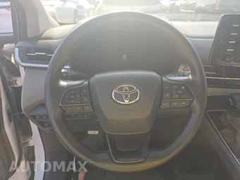 2024 Toyota Sienna LE 8-Passenger 120.5" WB - miniatura 16