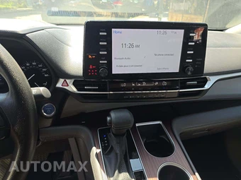 2024 Toyota Sienna LE 8-Passenger 120.5" WB - miniatura 10