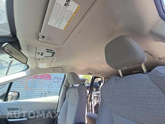 2024 Toyota Sienna LE 8-Passenger 120.5" WB - miniatura 11