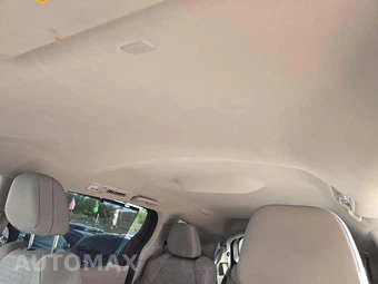 2024 Toyota Sienna LE 8-Passenger 120.5" WB - miniatura 11