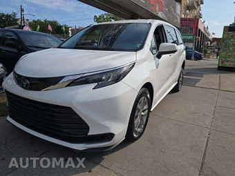 2024 Toyota Sienna LE 8-Passenger 120.5" WB - miniatura 2