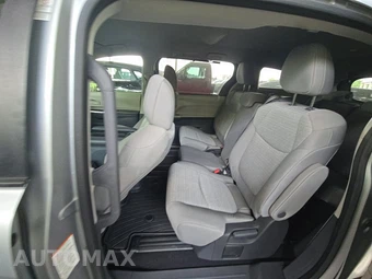 2024 Toyota Sienna LE 8-Passenger 120.5" WB - miniatura 13