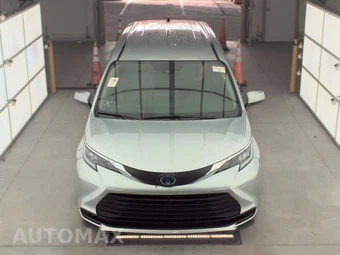 2024 Toyota Sienna LE 8-Passenger 120.5" WB - miniatura 2
