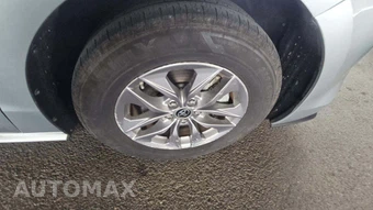 2024 Toyota Sienna LE 8-Passenger 120.5" WB - miniatura 21