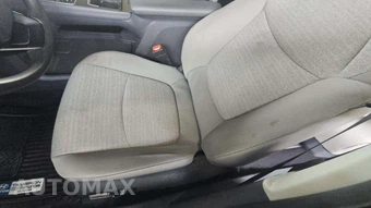 2024 Toyota Sienna LE 8-Passenger 120.5" WB - miniatura 23