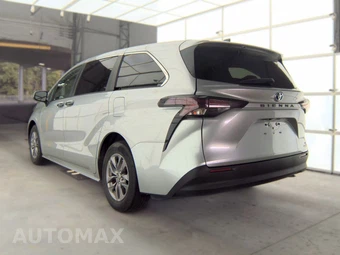 2024 Toyota Sienna LE 8-Passenger 120.5" WB - miniatura 6