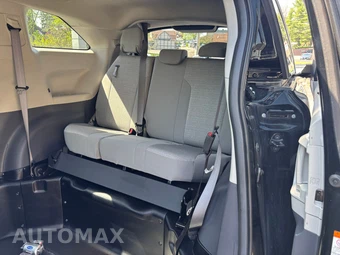 2024 Toyota Sienna LE 8-Passenger 120.5" WB - miniatura 5