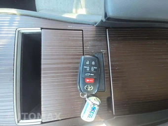 2024 Toyota Sienna LE 8-Passenger 120.5" WB - miniatura 8