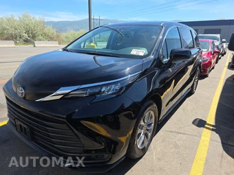 2024 Toyota Sienna LE 8-Passenger 120.5" WB