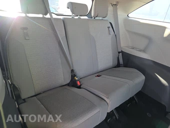 2024 Toyota Sienna LE 8-Passenger 120.5" WB - miniatura 14