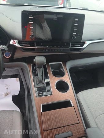 2024 Toyota Sienna LE 8-Passenger 120.5" WB - miniatura 11