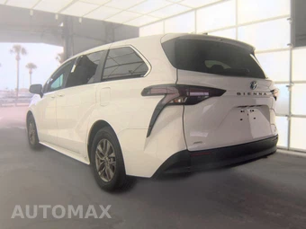 2024 Toyota Sienna LE 8-Passenger 120.5" WB - miniatura 6