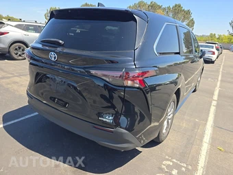 2024 Toyota Sienna LE 8-Passenger 120.5" WB - miniatura 4