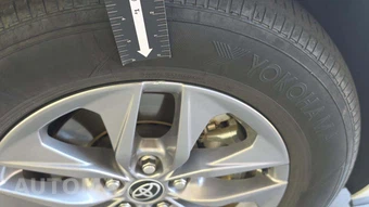 2024 Toyota Sienna LE 8-Passenger 120.5" WB - miniatura 34