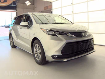 2024 Toyota Sienna LE 8-Passenger 120.5" WB - miniatura 3