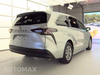 2024 Toyota Sienna LE 8-Passenger 120.5" WB - miniatura 4