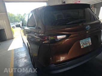 2024 Toyota Sienna LE 8-Passenger 120.5" WB - miniatura 5