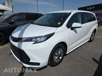 2024 Toyota Sienna LE 8-Passenger 120.5" WB