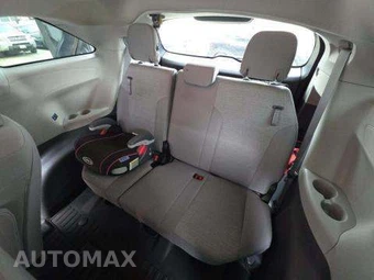 2024 Toyota Sienna LE 8-Passenger 120.5" WB - miniatura 15