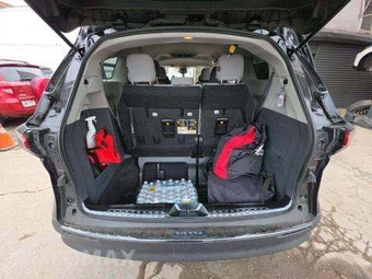 2024 Toyota Sienna LE 8-Passenger 120.5" WB - miniatura 16