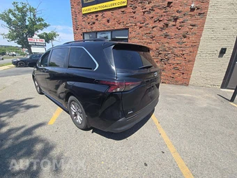 2024 Toyota Sienna LE 8-Passenger 120.5" WB - miniatura 2