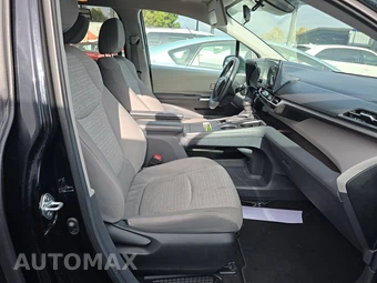 2024 Toyota Sienna LE 8-Passenger 120.5" WB - miniatura 8