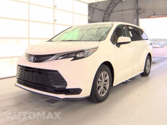 2024 Toyota Sienna LE 8-Passenger 120.5" WB