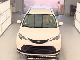 2024 Toyota Sienna LE 8-Passenger 120.5" WB - miniatura 2