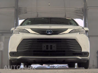 2024 Toyota Sienna LE 8-Passenger 120.5" WB - miniatura 3