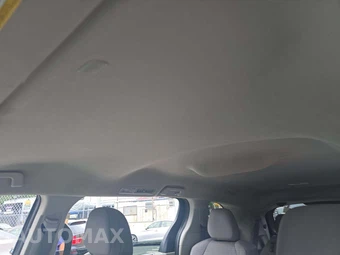 2024 Toyota Sienna LE 8-Passenger 120.5" WB - miniatura 11