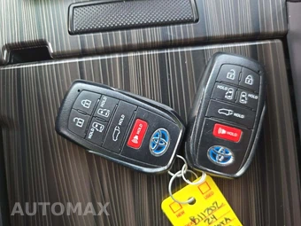 2024 Toyota Sienna Limited 7-Passenger 120.5" WB - miniatura 8