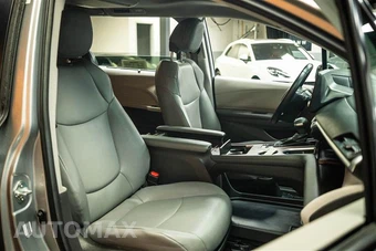 2024 Toyota Sienna XLE 7-Passenger 120.5" WB - miniatura 15