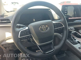 2024 Toyota Sienna XLE 7-Passenger 120.5" WB - miniatura 10