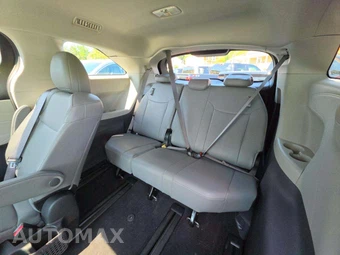 2024 Toyota Sienna XLE 7-Passenger 120.5" WB - miniatura 11