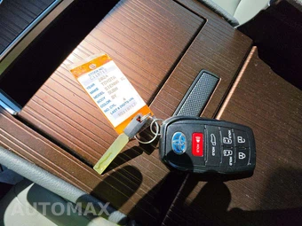 2024 Toyota Sienna XLE 7-Passenger 120.5" WB - miniatura 5