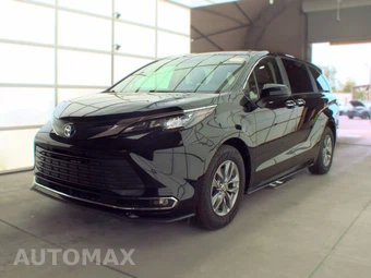 2024 Toyota Sienna XLE 7-Passenger 120.5" WB