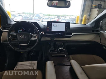 2024 Toyota Sienna XLE 7-Passenger 120.5" WB - miniatura 11