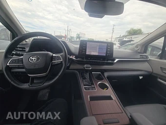 2024 Toyota Sienna XLE 8-Passenger 120.5" WB - miniatura 11