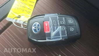 2024 Toyota Sienna XLE 8-Passenger 120.5" WB - miniatura 18