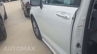 2024 Toyota Sienna XLE 8-Passenger 120.5" WB - miniatura 30