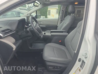 2024 Toyota Sienna XLE 8-Passenger 120.5" WB - miniatura 7