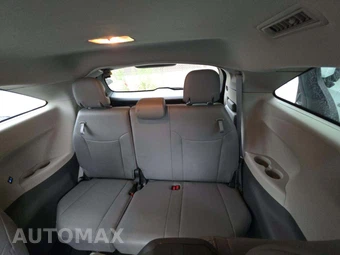 2024 Toyota Sienna XLE 8-Passenger 120.5" WB - miniatura 14