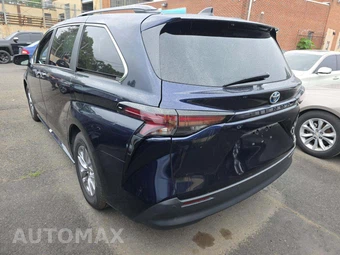 2024 Toyota Sienna XLE 8-Passenger 120.5" WB - miniatura 2