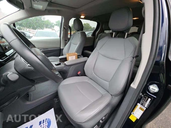 2024 Toyota Sienna XLE 8-Passenger 120.5" WB - miniatura 6
