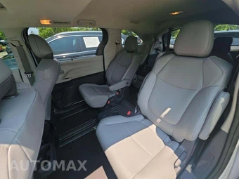 2024 Toyota Sienna XLE 8-Passenger 120.5" WB - miniatura 13