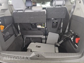 2024 Toyota Sienna XLE 8-Passenger 120.5" WB - miniatura 16