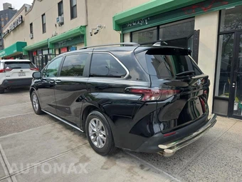 2024 Toyota Sienna XLE 8-Passenger 120.5" WB - miniatura 6