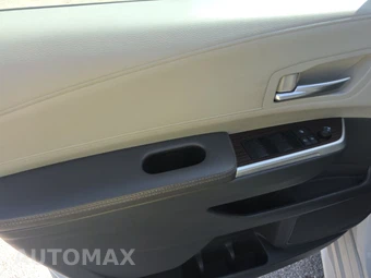 2024 Toyota Sienna XLE 8-Passenger 120.5" WB - miniatura 15