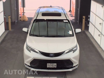 2024 Toyota Sienna XLE 8-Passenger 120.5" WB - miniatura 2